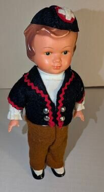 Vtg 6" Boy Doll Swiss Attire Wind-Up Sweetheart Tanzpuppe W.Germany NO KEY WORKS